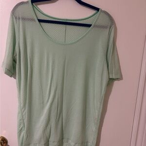 Lululemon T-shirt